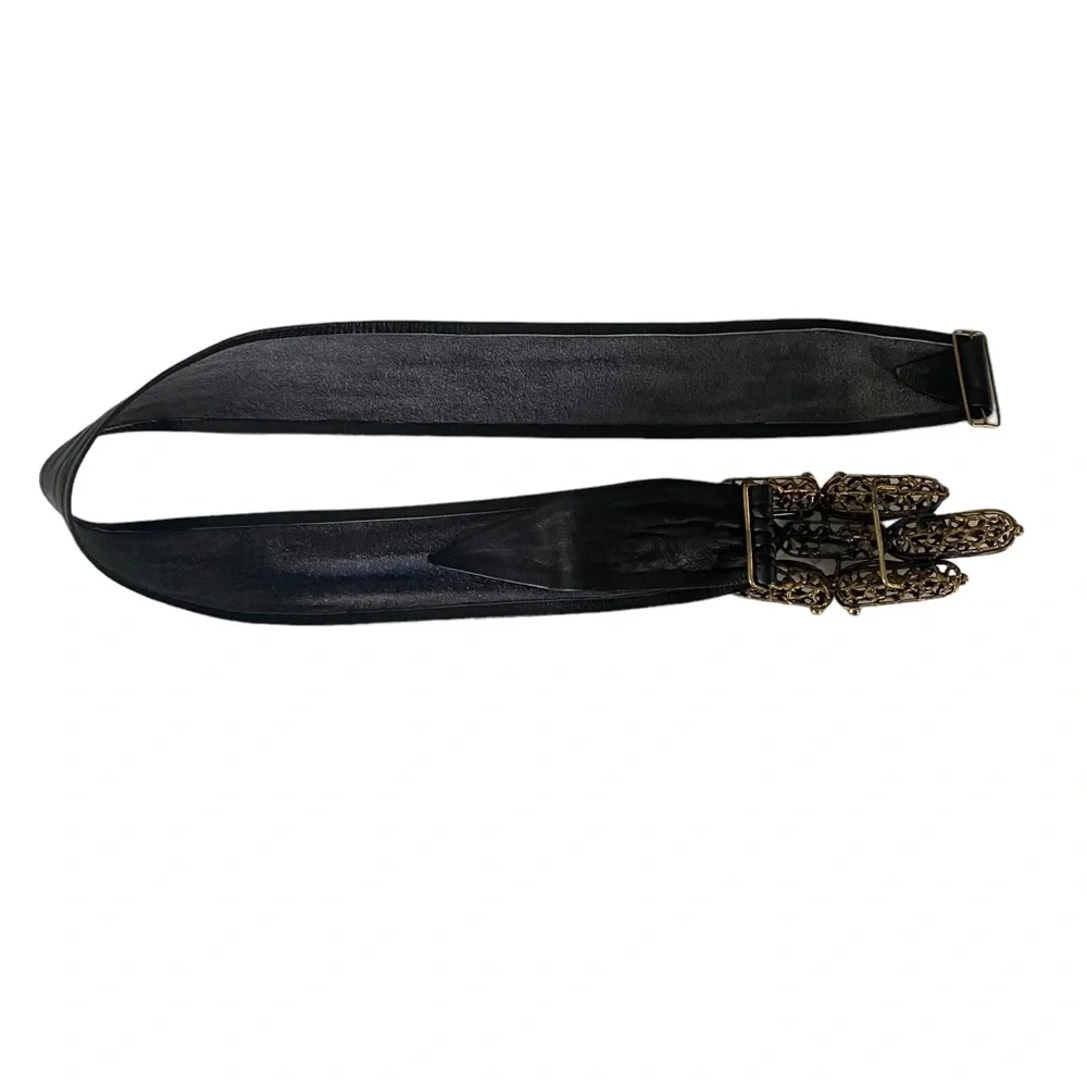 Vintage LUCIANO Hand Tooled Brutalist Brass Buckle on Leather Belt - Picture 5 of 6